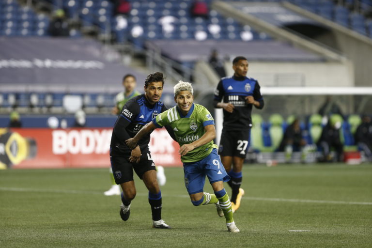 Seattle gets 4-1 win over San Jose on Decision Day