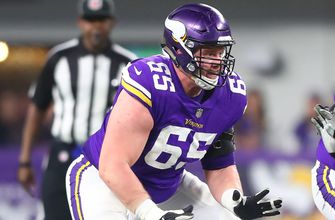 Vikings activate guard Pat Elflein off injured reserve