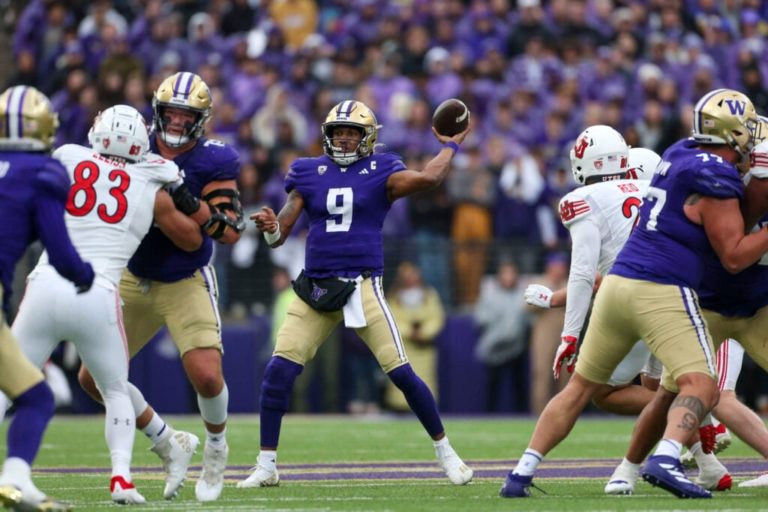 Who’s No. 4 in tonight’s College Football Playoff rankings, plus what rivalry should be saved?