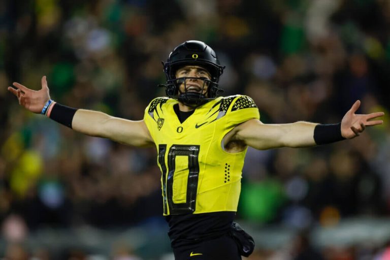 College Football Playoff projected chances after Week 11: Oregon, Alabama, Texas on the rise