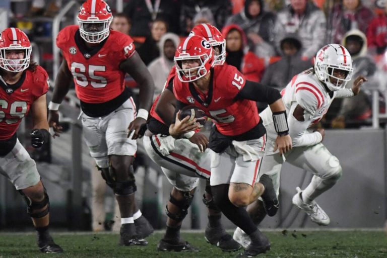 Georgia football back on top of College Football Playoff rankings, plus the Pac 2 lives