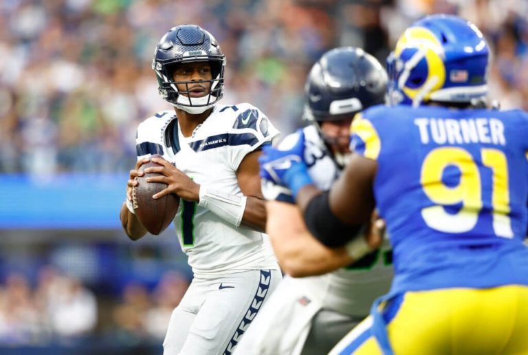 Seahawks’ Geno Smith has ‘a great chance’ to play Thanksgiving game following triceps injury vs. Rams: Carroll