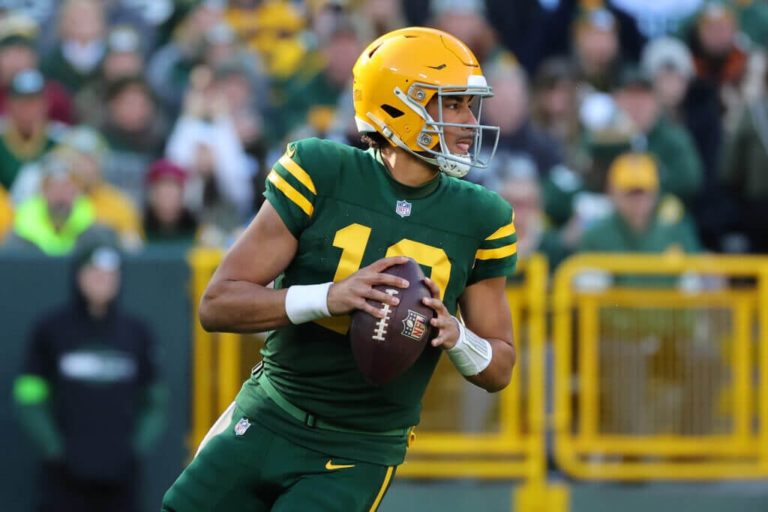 Greenberg and Jackson: Betting on Ohio State, Green Bay and more before the turkey hits on Thanksgiving