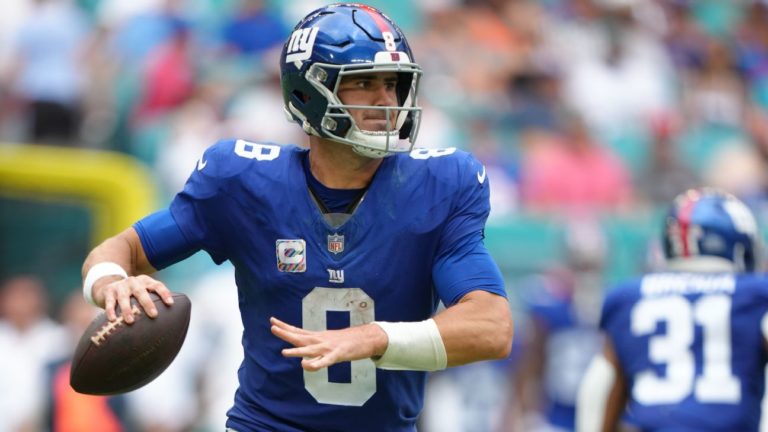 Giants GM: Jones is ’24 starting QB when healthy