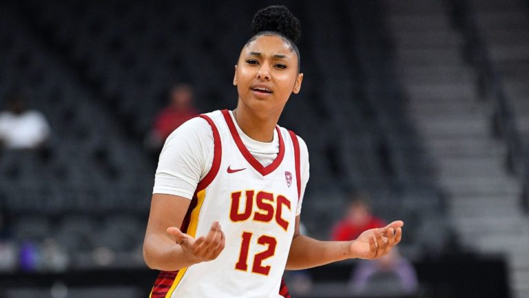 USC women reach highest AP ranking since ’94