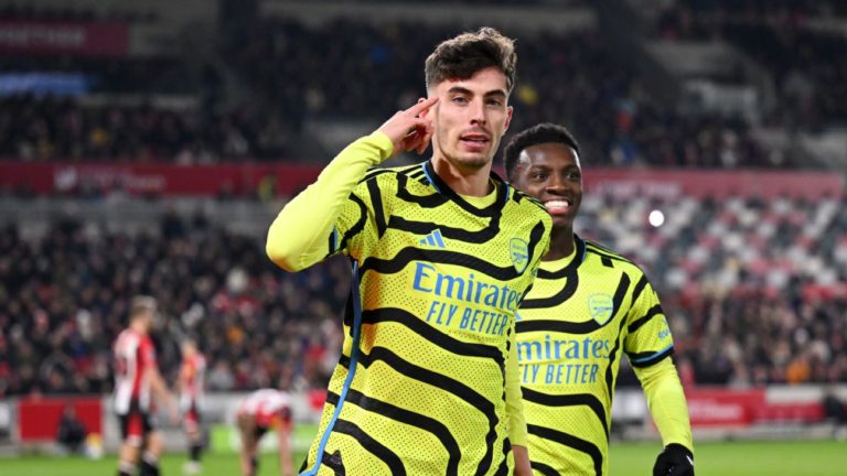Havertz sends Arsenal top with winner at Brentford