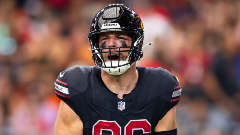 Cards waive Ertz; TE asked to be cut, per sources