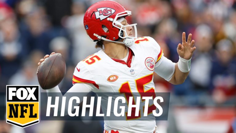 Patrick Mahomes tallies 305 passing yards and 2 touchdowns in Chiefs’ 27-17 win over Patriots | NFL Highlights