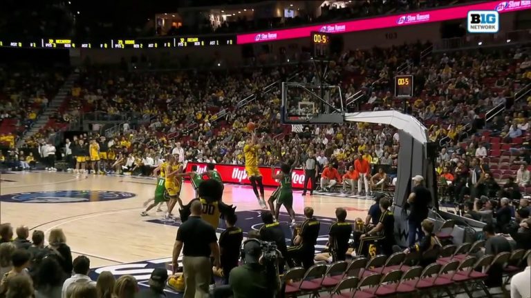 Owen Freeman hits a fade away to top off Iowa’s 43-point first half against Florida A&M