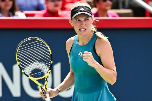 Wozniacki gets early Australian Open wild card
