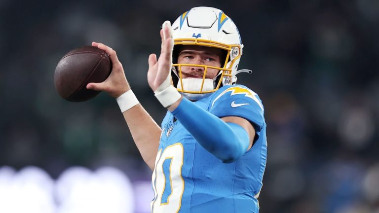 Source: Herbert having season-ending surgery
