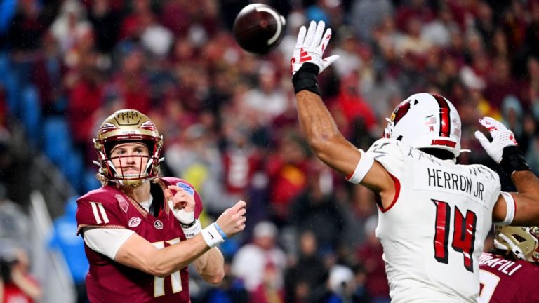 FSU leans on defense, gets by L’ville to win ACC