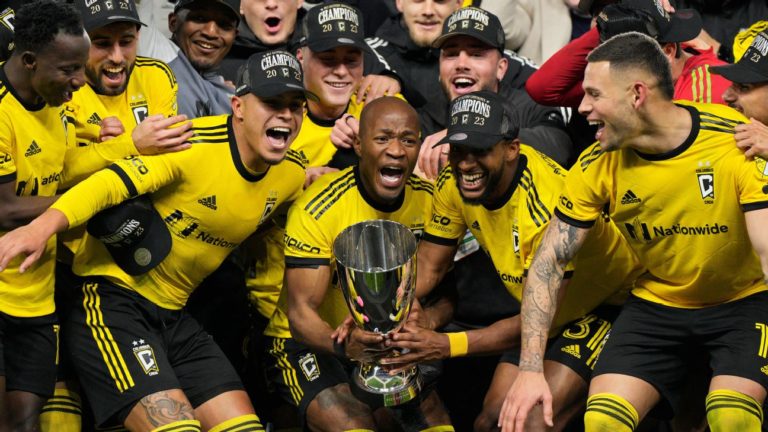 Playoff talking points: Columbus’ super-subs deliver wild comeback, Hollingshead shines for LAFC