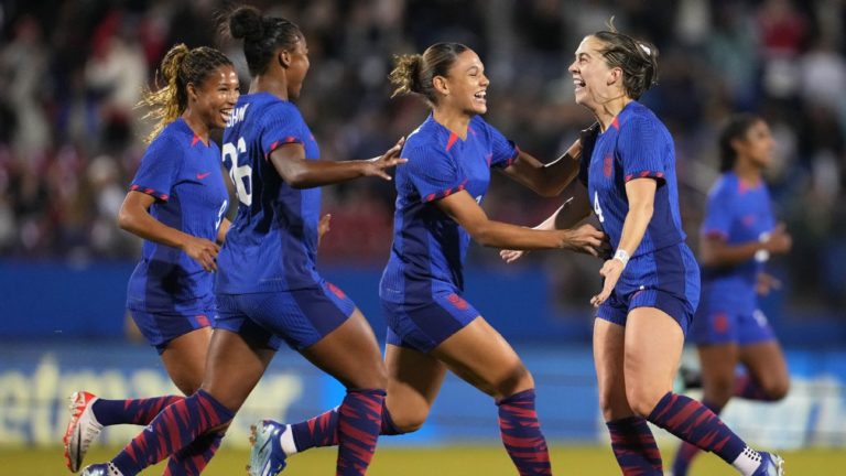 Shaw nets decider as USWNT ends year with win