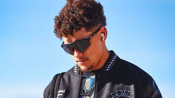 Patrick Mahomes headlines NFL Week 14 fashion with ‘Pit Viper’ shades