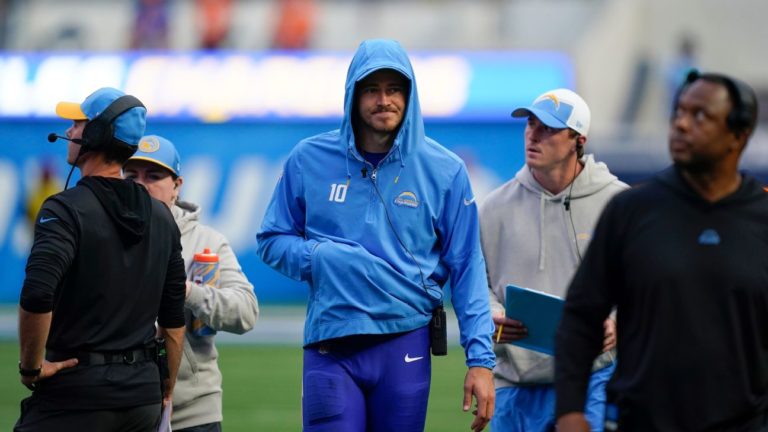 Chargers’ Herbert likely out for TNF, source says