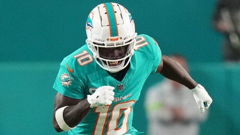 Dolphins’ Hill inactive vs. Jets with ankle injury